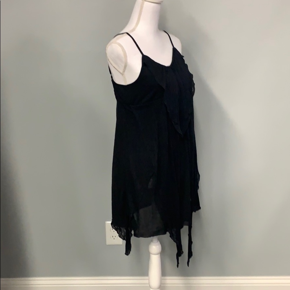 Dress - Picture 3 of 6